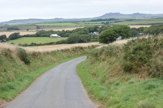 The lane towards Castle Morris