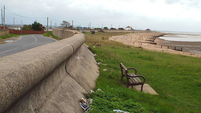Flood defence wall, Seasalter