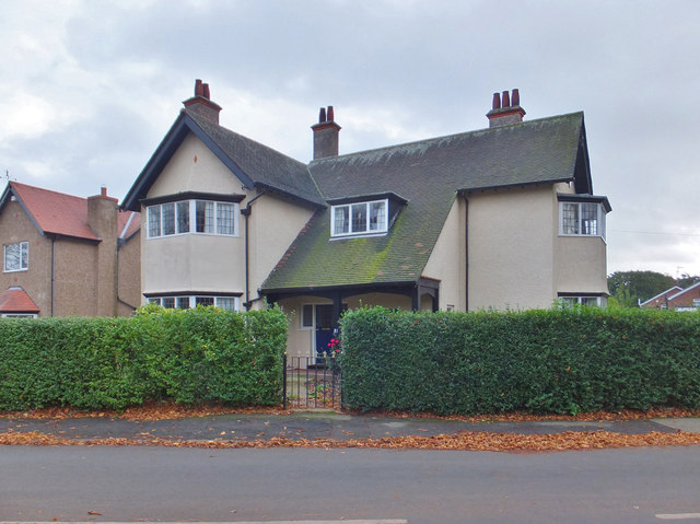 Village Road, Garden Village, Kingston... © Bernard Sharp :: Geograph ...