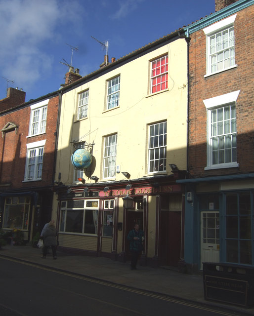 The Olde Globe Inn, High Street, Old Town