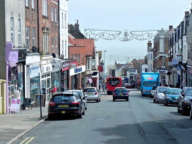 Broadstairs High Street © David Dixon cc-by-sa/2.0 :: Geograph Britain ...