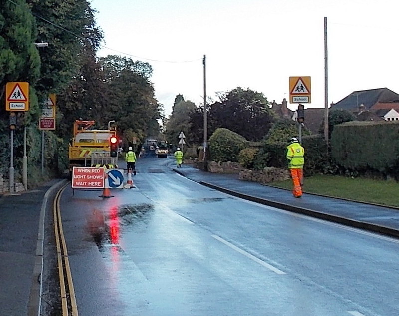 temporary-traffic-lights-shrewsbury-jaggery-cc-by-sa-2-0