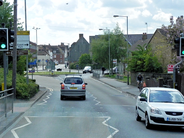 Sturry Road Canterbury David Dixon cc by sa 2.0 Geograph