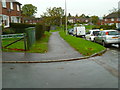 Looking along Elizabeth Avenue from Barn Crescent