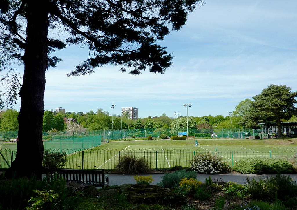 Tennis courts in Chad Valley, Birmingham © Roger Kidd ccbysa/2.0