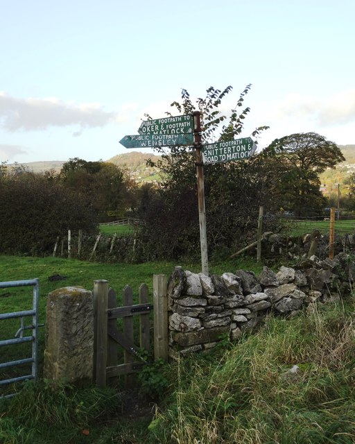 Signpost north of Snitterton