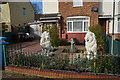 Lions stand guard on Greenwood Avenue, Hull