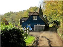 TQ6229 : Coombe Oast Coombe Lane by Peter Skynner