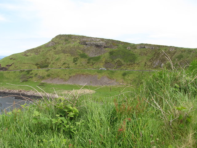 The cliff face on the east side of Portnaboe