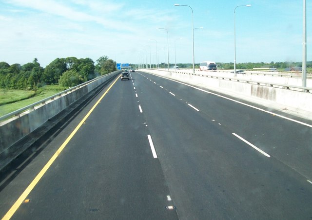Crossing the M1 Malahide Viaduct in a northerly direction