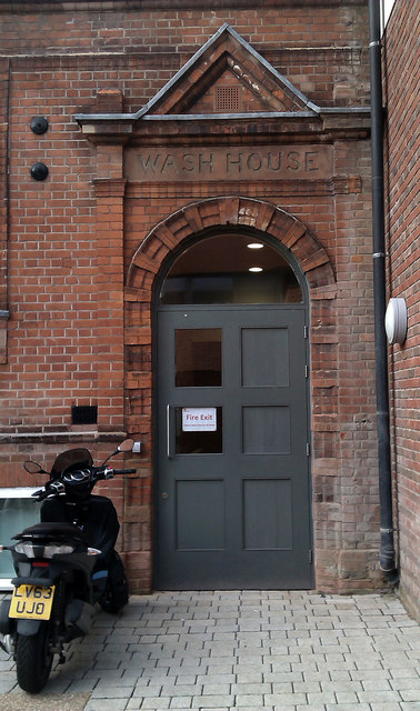 Wash house entrance, Hornsey Road