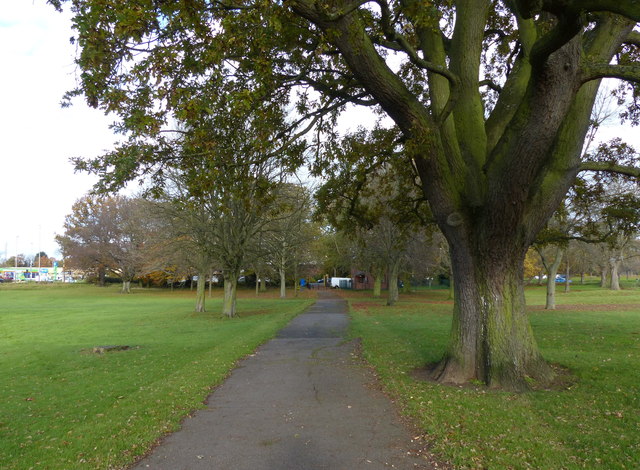 Path at the northern end of Braunstone... © Mat Fascione :: Geograph ...