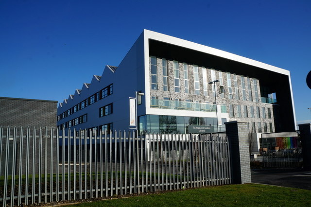 Kingswood Academy, Bransholme, Hull © Ian S cc-by-sa/2.0 :: Geograph ...