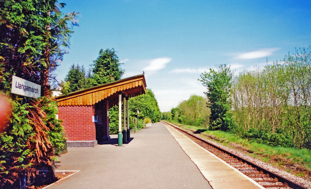 Llangammarch Station 2001 © Ben Brooksbank Geograph Britain And Ireland