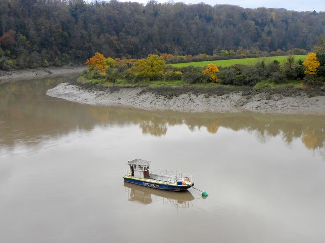 A Lonely Boat on the Wye