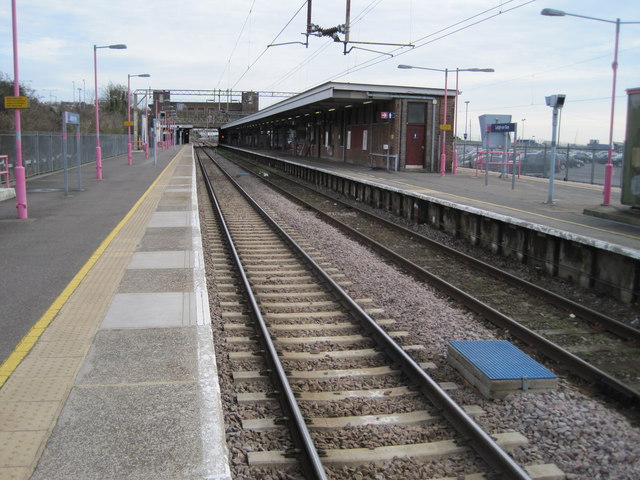 Leigh-on-Sea railway station, Essex © Nigel Thompson cc-by-sa/2.0 ...