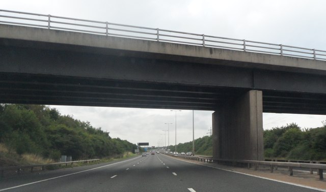 The A44 crosses the M5 © Anthony Parkes cc-by-sa/2.0 :: Geograph ...