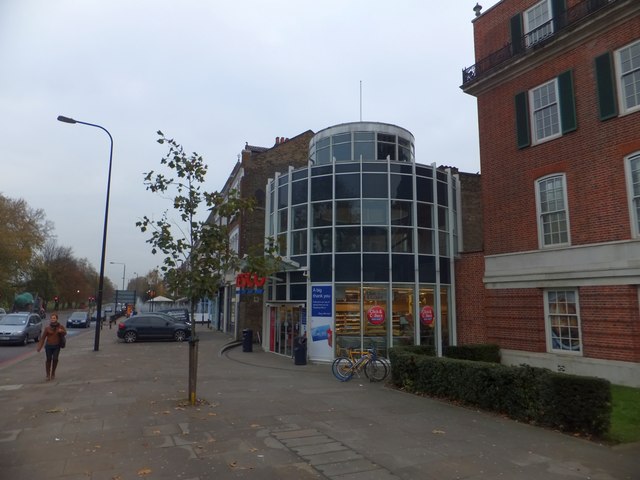 Tesco shop near Clapham South underground station