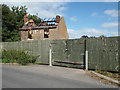 Derelict cottage, Heathfield Farm