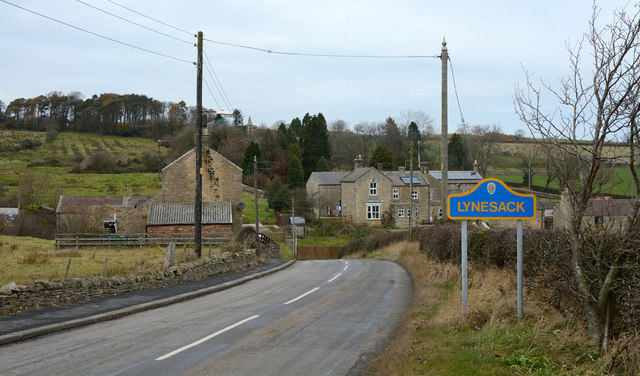Grewburn Lane entering Lynesack