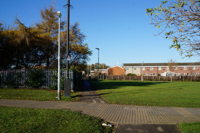 Oakington Garth, Bransholme, Hull © Ian S :: Geograph Britain and Ireland