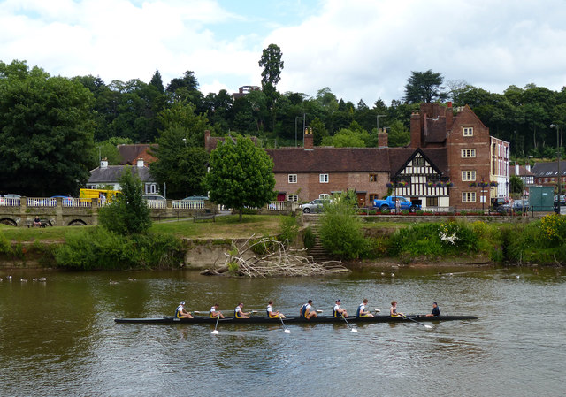 Rowing On The River Severn At Bewdley © Mat Fascione Cc By Sa 2 0