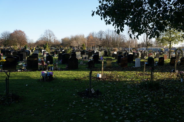 Northern Cemetery, Hull © Ian S cc-by-sa/2.0 :: Geograph Britain and ...