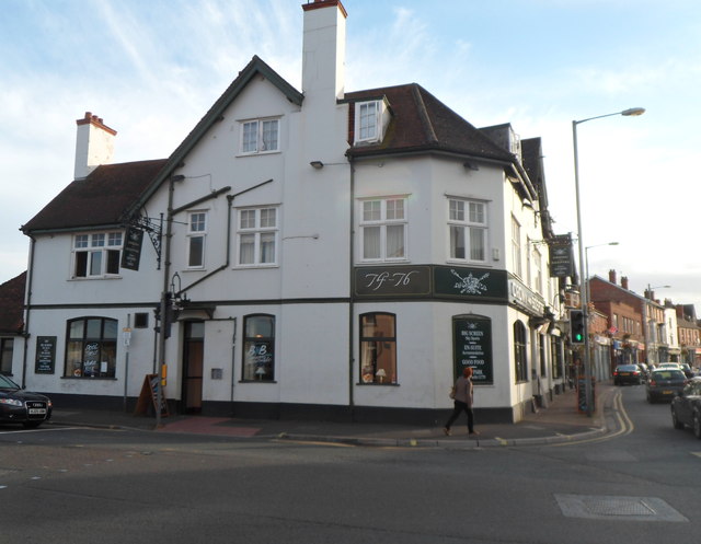 Crown And Sceptre, Taunton © Jaggery Cc-by-sa 2.0 :: Geograph Britain 