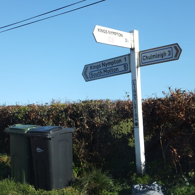 Signpost at Lightleigh Cross