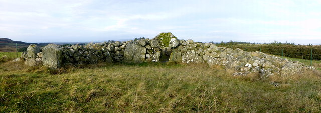 Creggandevesky Court Tomb (panoramic... © Kenneth Allen :: Geograph Ireland