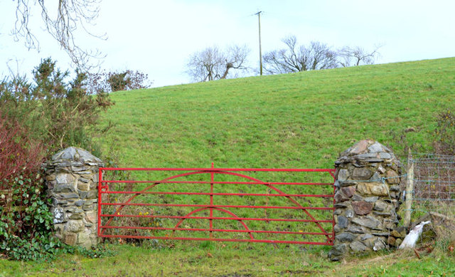 Red gate, Holywood (1)