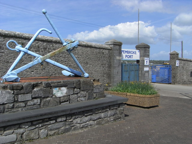 Pembroke Port - gate 1