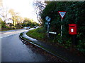 Junction of Heath Lane with the A287