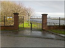 NS4870 : An entrance to Clydeside Community Park by Lairich Rig