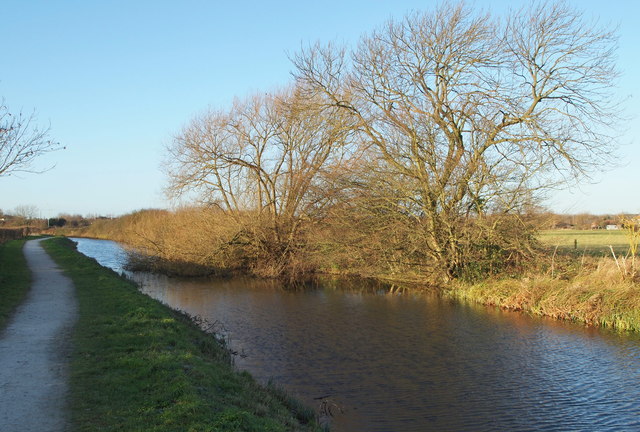 Grantham Canal, Bassingfield Vicinity,... © David Hallam-Jones ...