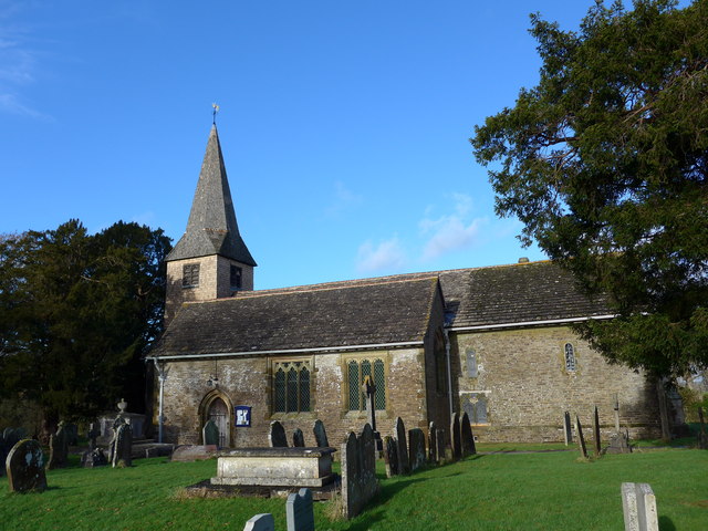 St Nicholas, Itchingfield: churchyard (7)