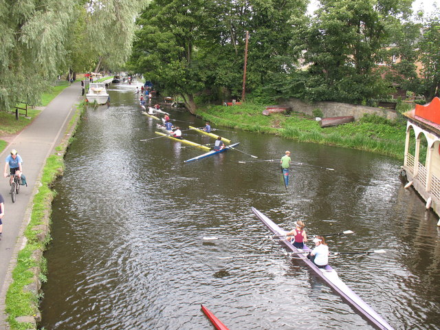 Gridlock on the Union Canal