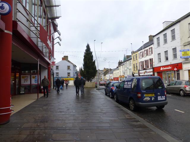 Footpath, Market Street, Omagh © Kenneth Allen cc-by-sa/2.0 :: Geograph ...