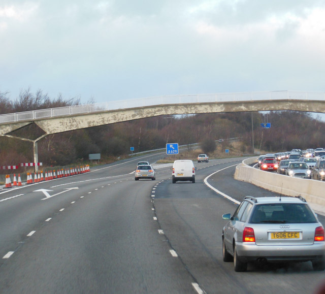 M1 northbound towards junction 35 © Ian S :: Geograph Britain and Ireland