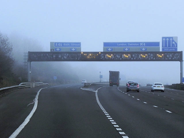 Westbound M4, Exit at Junction 19 © David Dixon :: Geograph Britain and ...