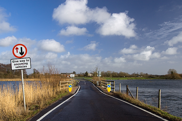 Jan 2014 floods at Avon Causeway 3 Mike Searle Geograph