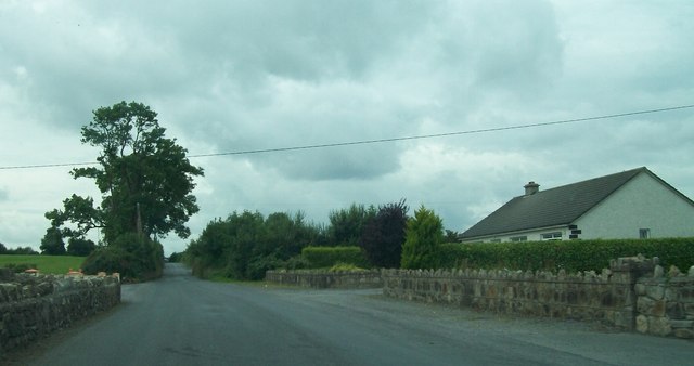 House on the Westmeath/Offaly border south-west of Ballynahown