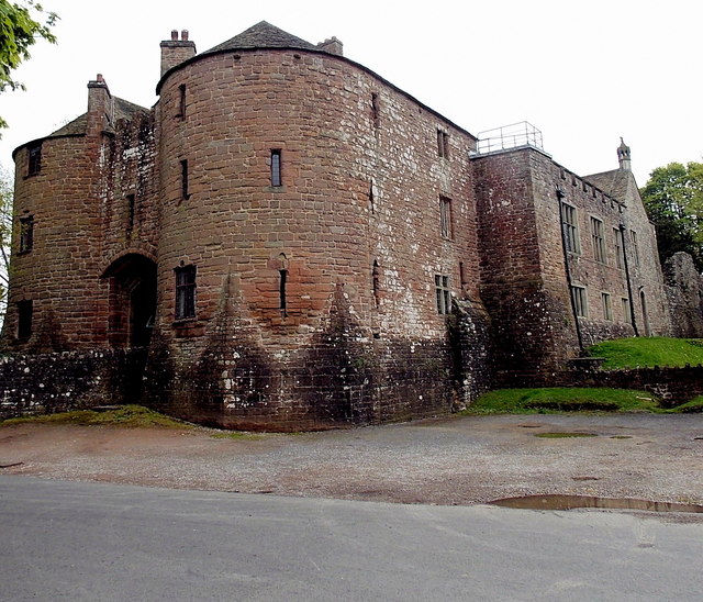 NW corner of St Briavels Castle © Jaggery :: Geograph Britain and Ireland