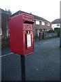 Lymington: postbox № SO41 204, Gordon Road