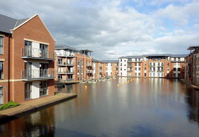 New apartments by new canal basin, Stourport, Worcestershire