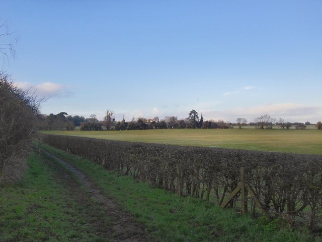 Farmland, seen from Boundary Road