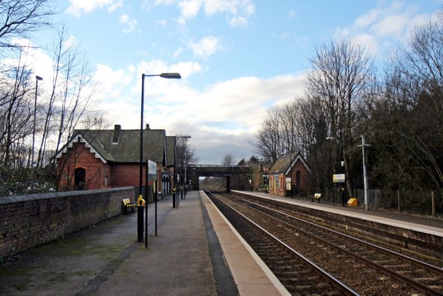 Liverpool-bound platform, Hough Green railway station
