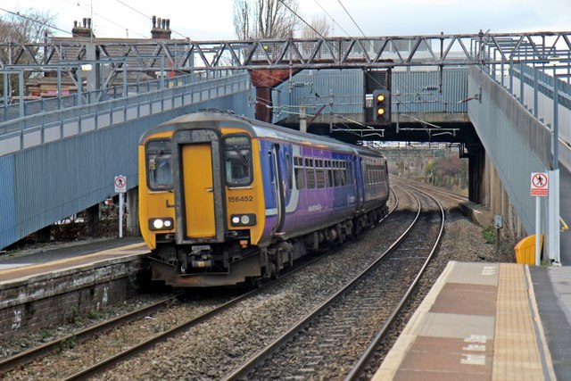 Northern Rail Class 156, 156452, Mossley Hill railway station