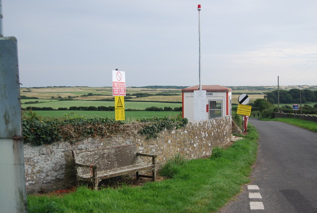 Sentry box, Castlemartin Ranges © N Chadwick :: Geograph Britain and ...