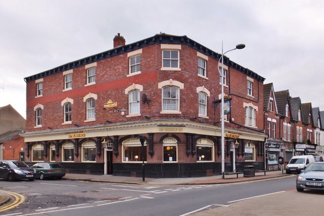 Hessle Road, Kingston upon Hull (C) Bernard Sharp :: Geograph Britain ...